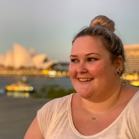 Meet your Posher, Megan - Picture 1 of 1